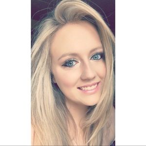 Meet your Posher, Lindsey